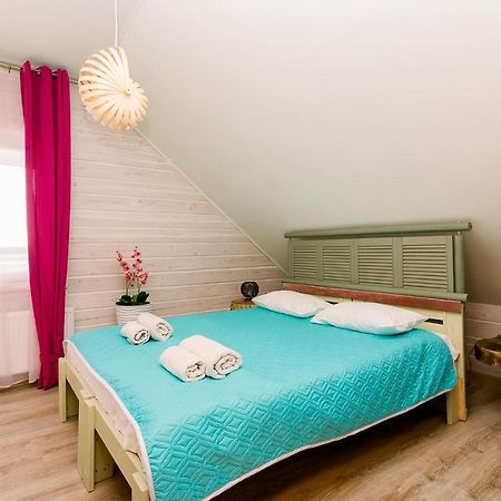 Hotel Kvetky Yablyni Sutoki Exteriér fotografie