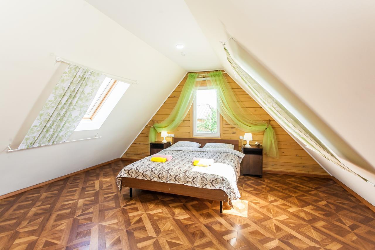 Hotel Kvetky Yablyni Sutoki Exteriér fotografie