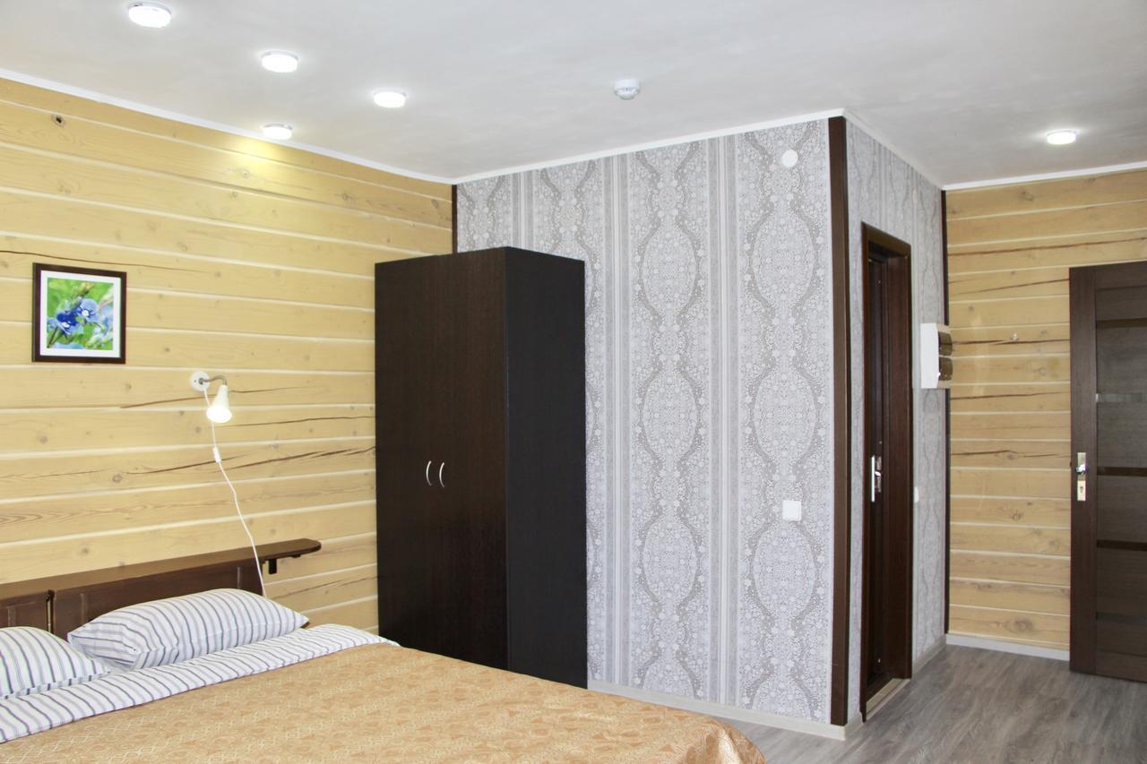 Hotel Kvetky Yablyni Sutoki Exteriér fotografie